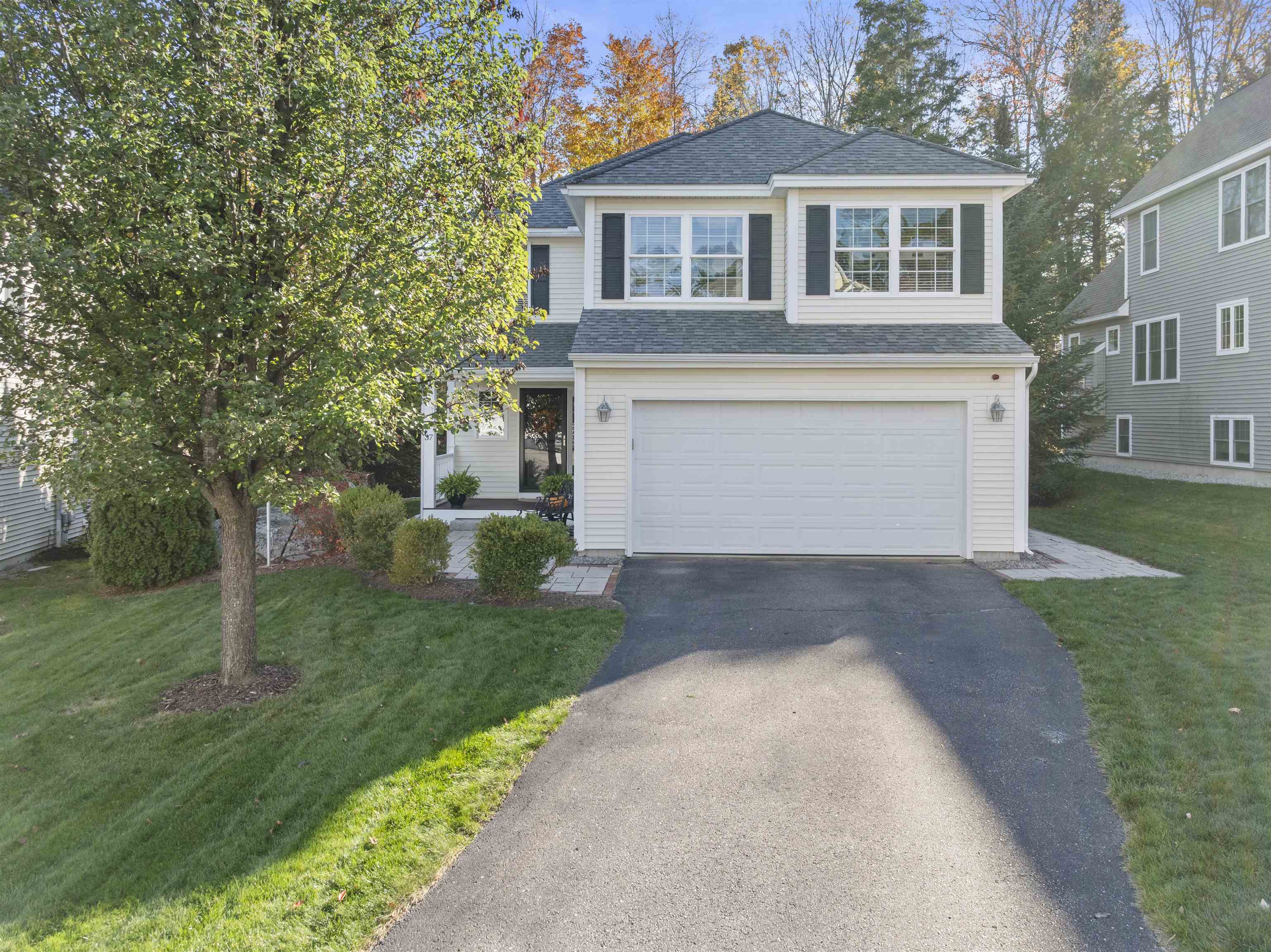 37 Drew Lane Laconia, NH 03246 - Photo 2 of 58