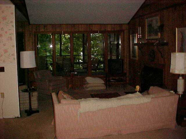 716 Seminole Point Road Fair Play, SC 29643 - Photo 5 of 9 Gallery Image 5