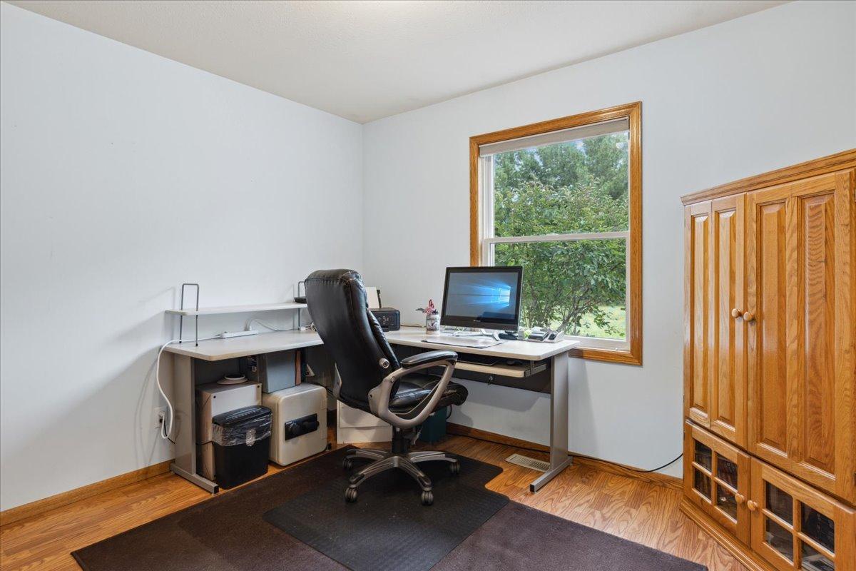 857 Ross Road Hudson, WI 54016 - Photo 14 of 27 Gallery Image 14