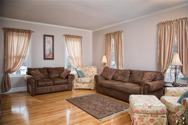 14 Old Town Road Beverly, MA 01915 - Photo 3 of 21