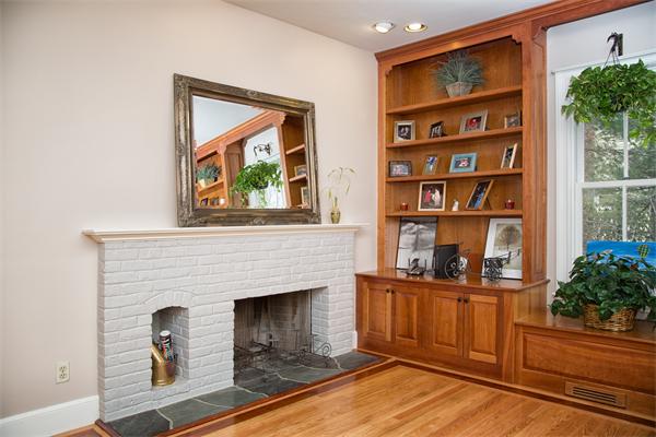 14 Old Town Road Beverly, MA 01915 - Photo 6 of 21