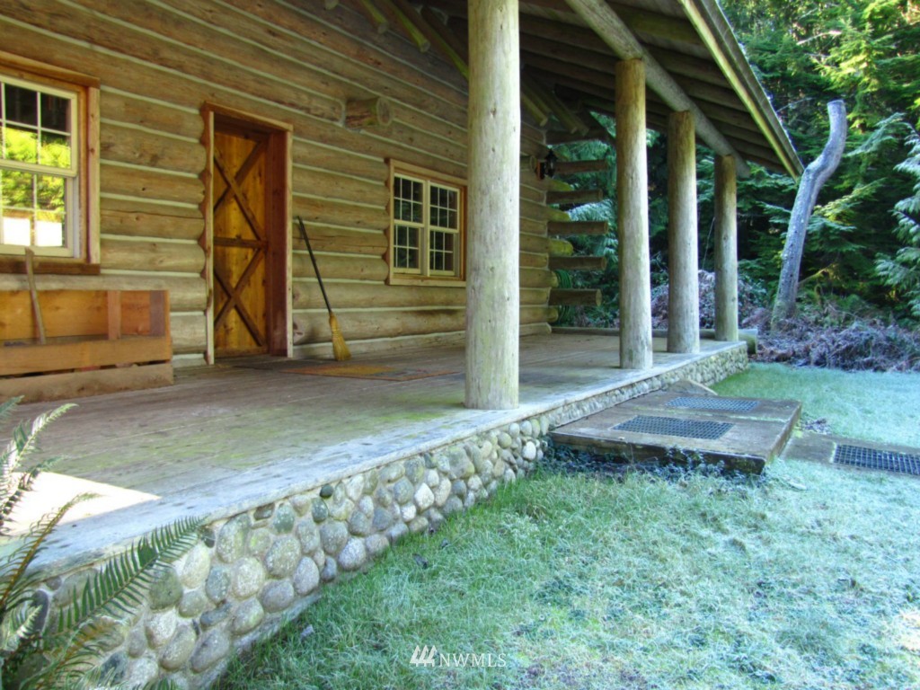 320 Engel Road Port Townsend, WA 98368 - Photo 2 of 15 Gallery Image 2