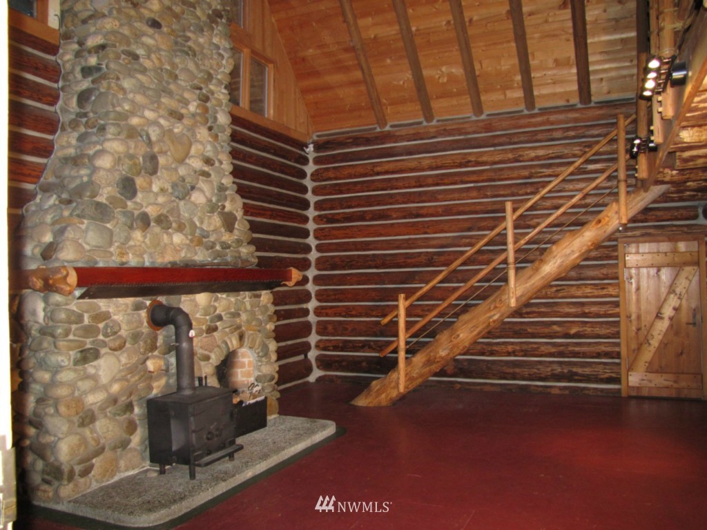 320 Engel Road Port Townsend, WA 98368 - Photo 4 of 15 Gallery Image 4