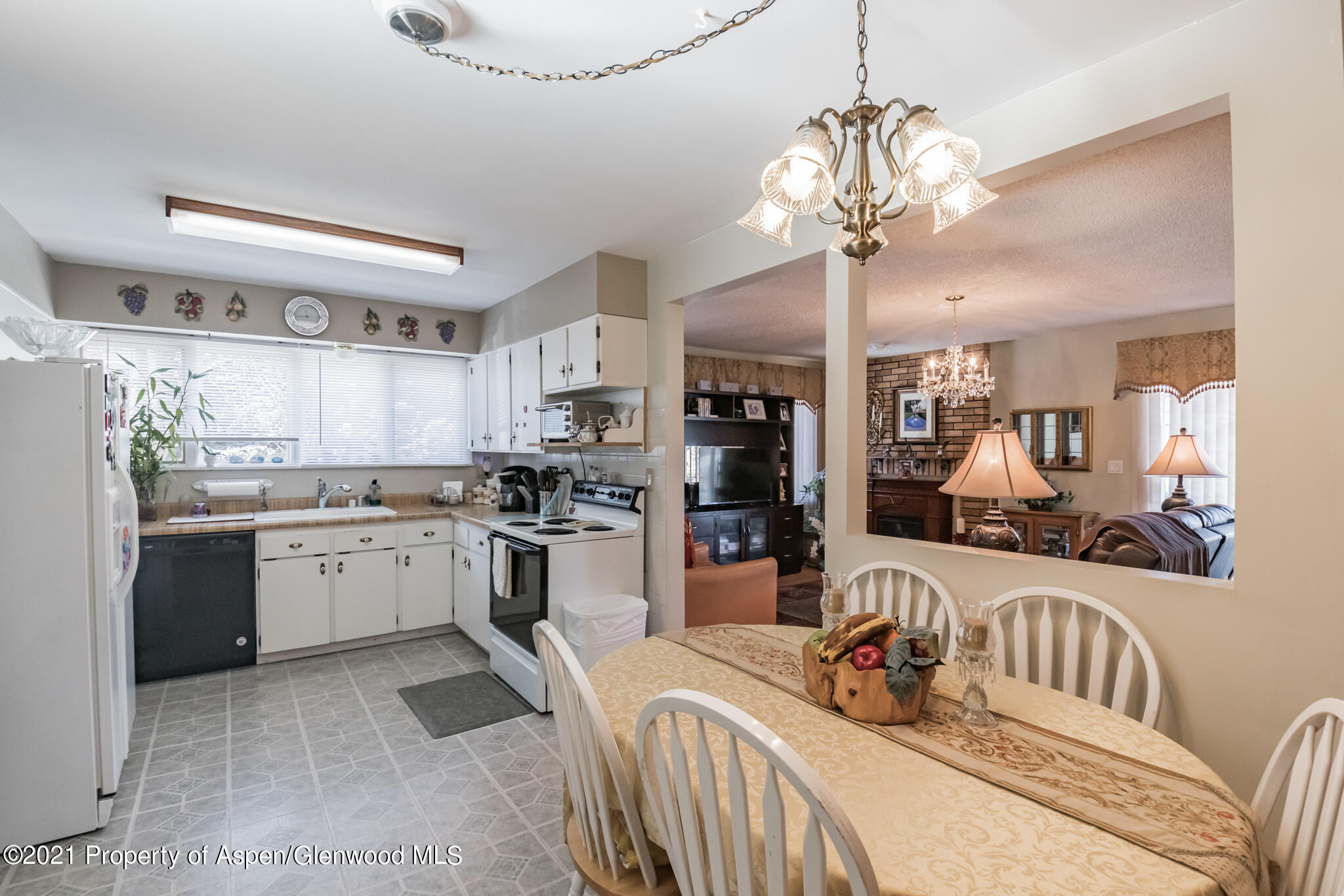 15 Oak Run Road Carbondale, CO 81623 - Photo 8 of 36 K3WhpbJoYm-_MG_9770