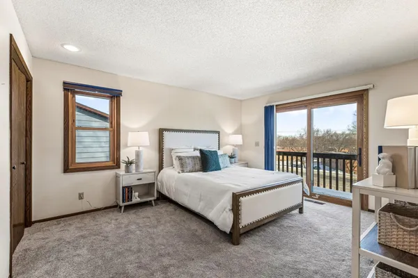 $495,000 | 3301 Edgemere Avenue, St. Anthony, MN 55418
