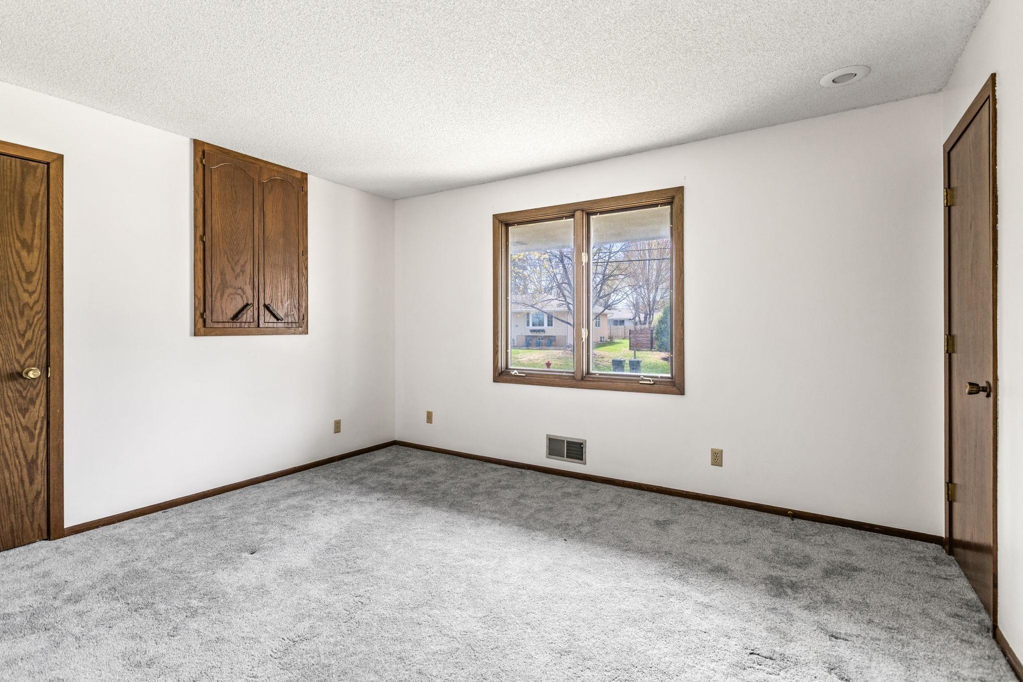 3301 Edgemere Avenue St. Anthony, MN 55418 - Photo 18 of 33