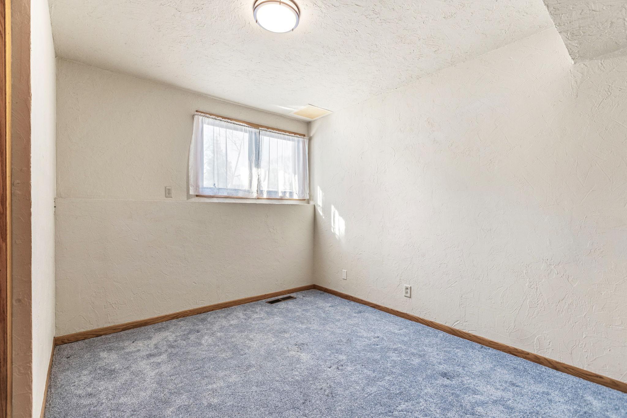 3301 Edgemere Avenue St. Anthony, MN 55418 - Photo 27 of 33