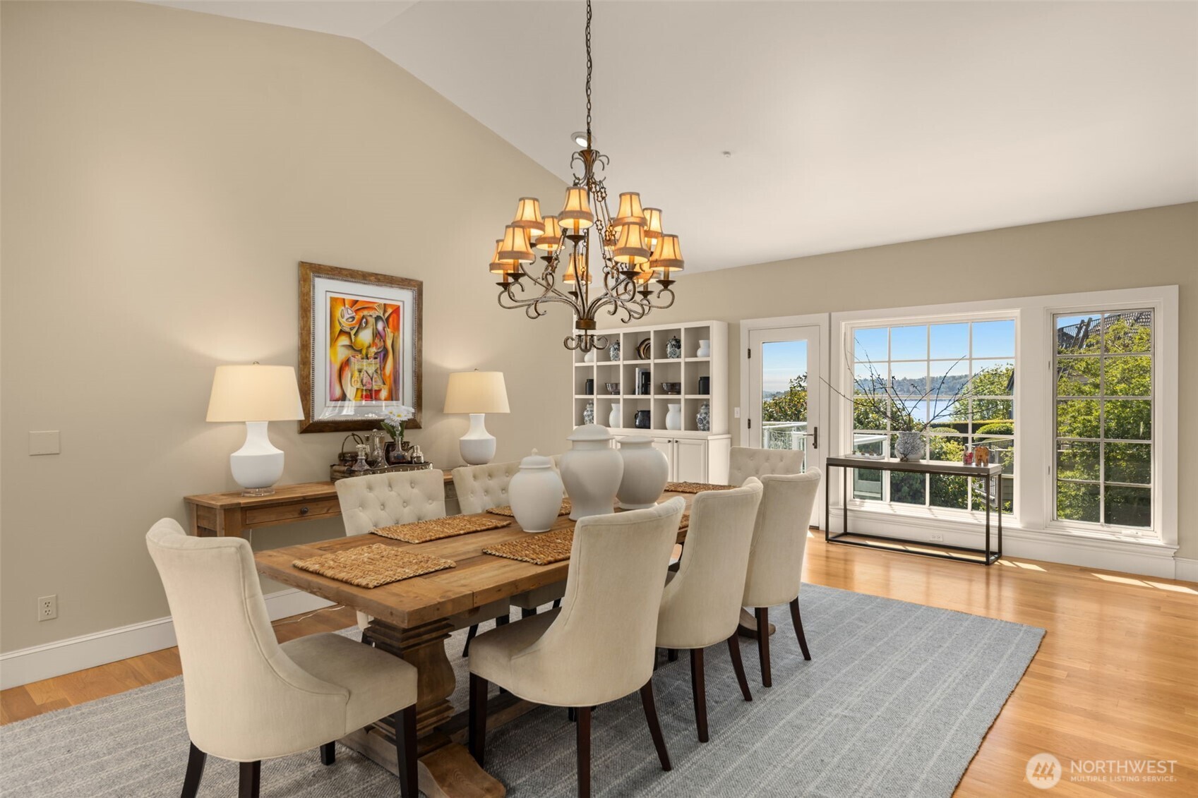 7922 East Mercer Way Mercer Island, WA 98040 - Photo 12 of 40