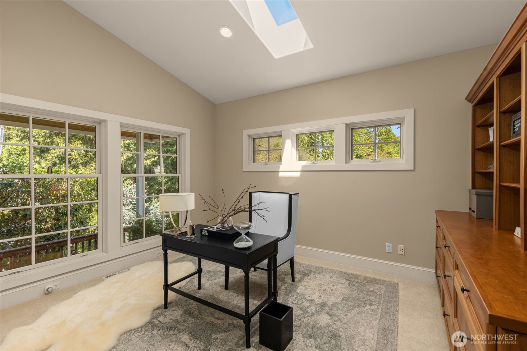 7922 East Mercer Way Mercer Island, WA 98040 - Photo 34 of 40