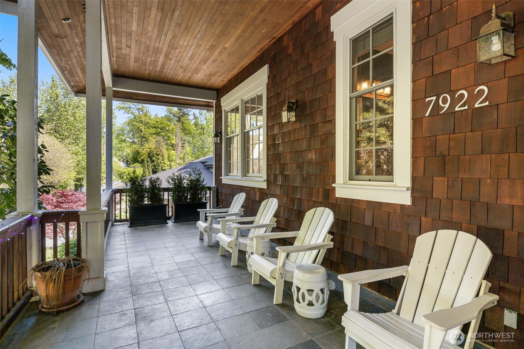 7922 East Mercer Way Mercer Island, WA 98040 - Photo 36 of 40