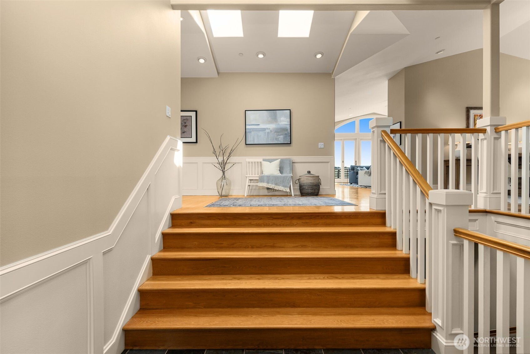 7922 East Mercer Way Mercer Island, WA 98040 - Photo 6 of 40