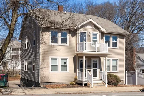 $625,000 | 1487-1489 Centre Street, Unit 2, Boston, MA 02132