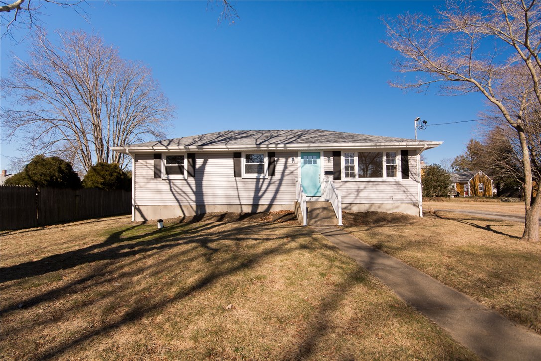 67 Duffield Road Bristol, RI 02809 - Photo 1 of 1