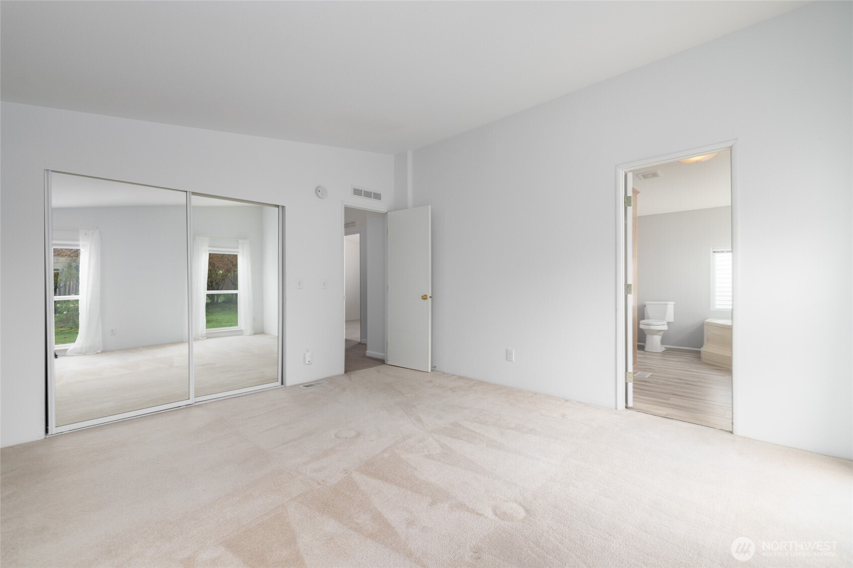 2610 East Section Street, Unit 112 Mount Vernon, WA 98274 - Photo 15 of 34 a view of an empty room