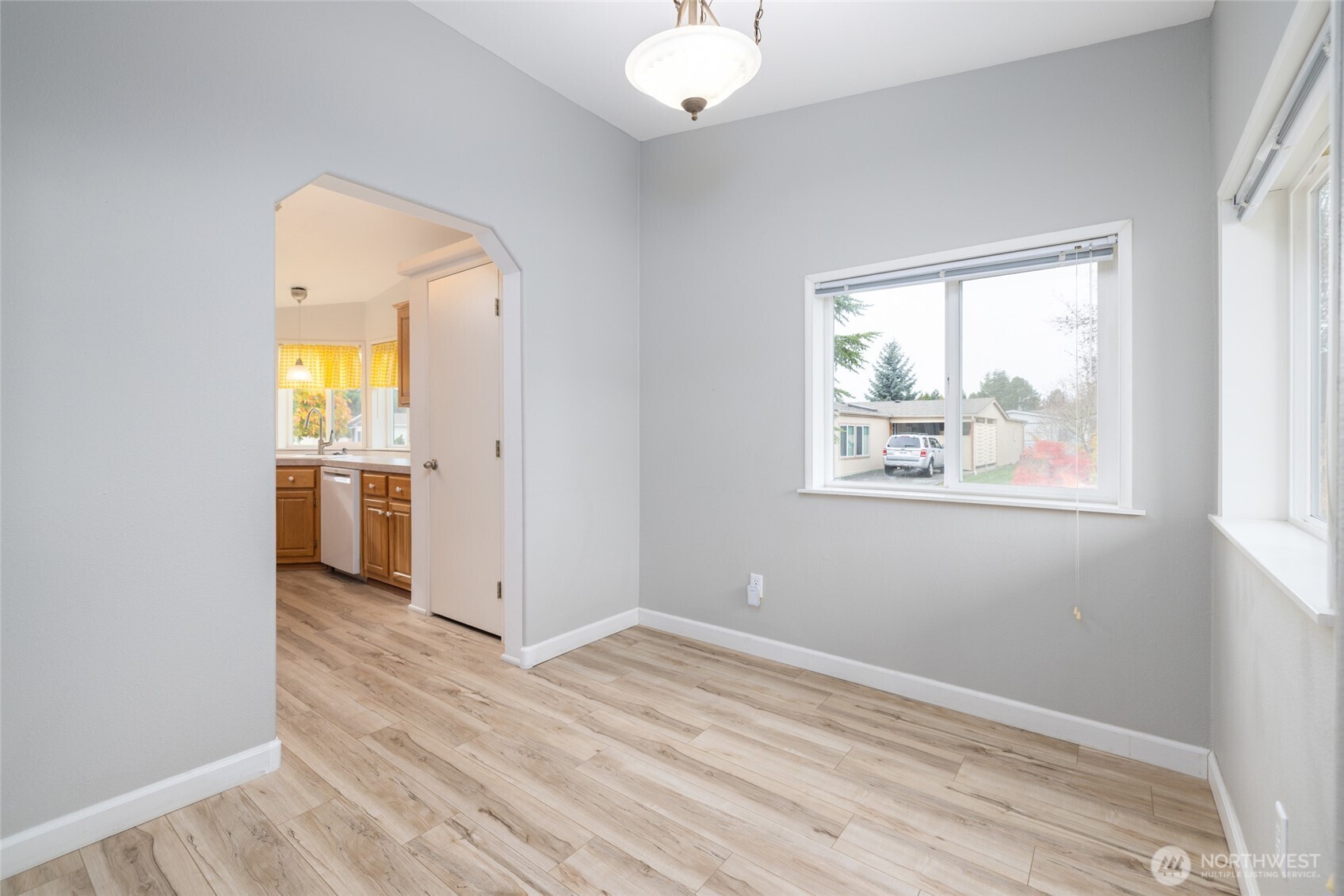 2610 East Section Street, Unit 112 Mount Vernon, WA 98274 - Photo 8 of 34 an empty room with windows and closet