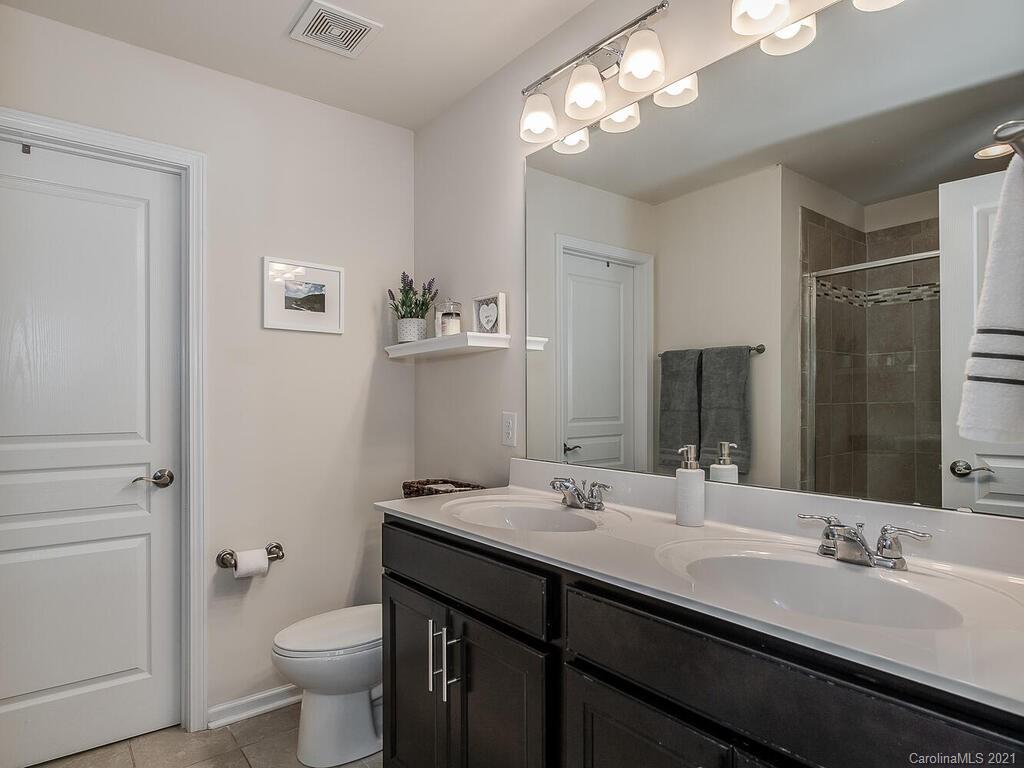 6252 Rockefeller Lane Charlotte, NC 28210 - Photo 13 of 22 Gallery Image 13