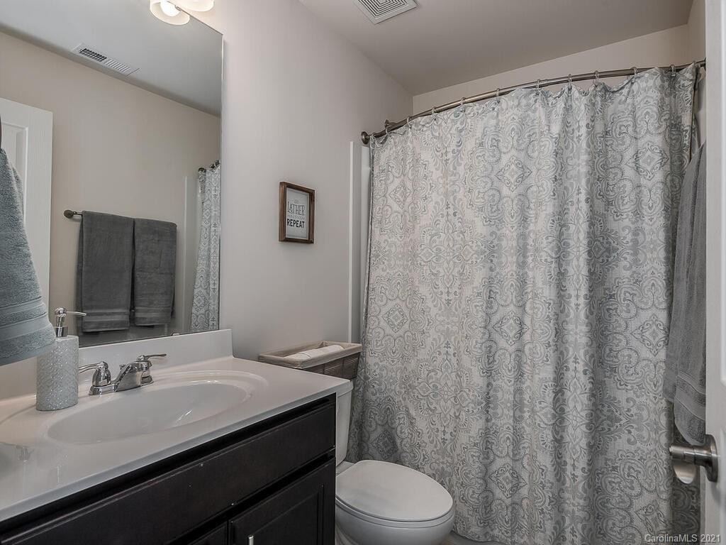 6252 Rockefeller Lane Charlotte, NC 28210 - Photo 16 of 22 Gallery Image 16