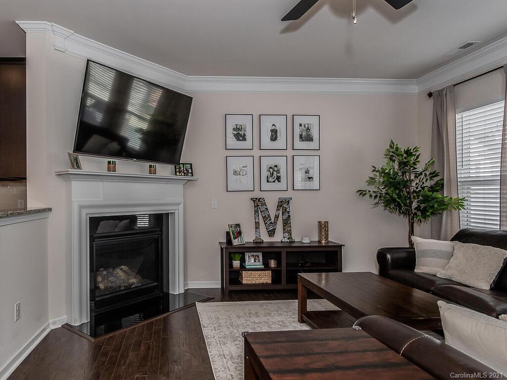 6252 Rockefeller Lane Charlotte, NC 28210 - Photo 7 of 22 Gallery Image 7