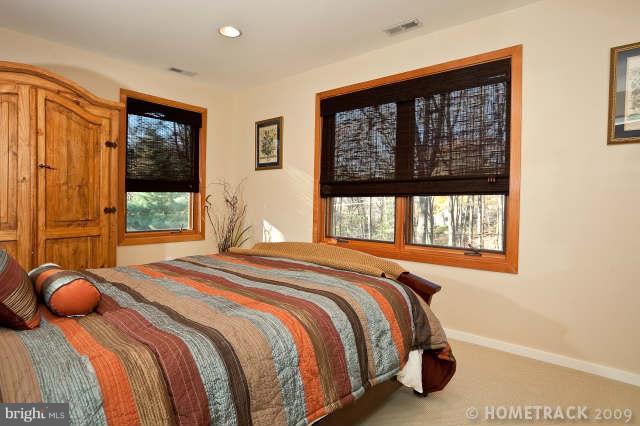 2011 Skyline Road Baltimore, MD 21204 - Photo 22 of 29 Bedroom