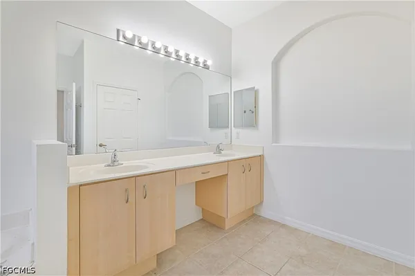 $2,695 | 14760 Pinnacle Place, Unit 66, Naples, FL 34119