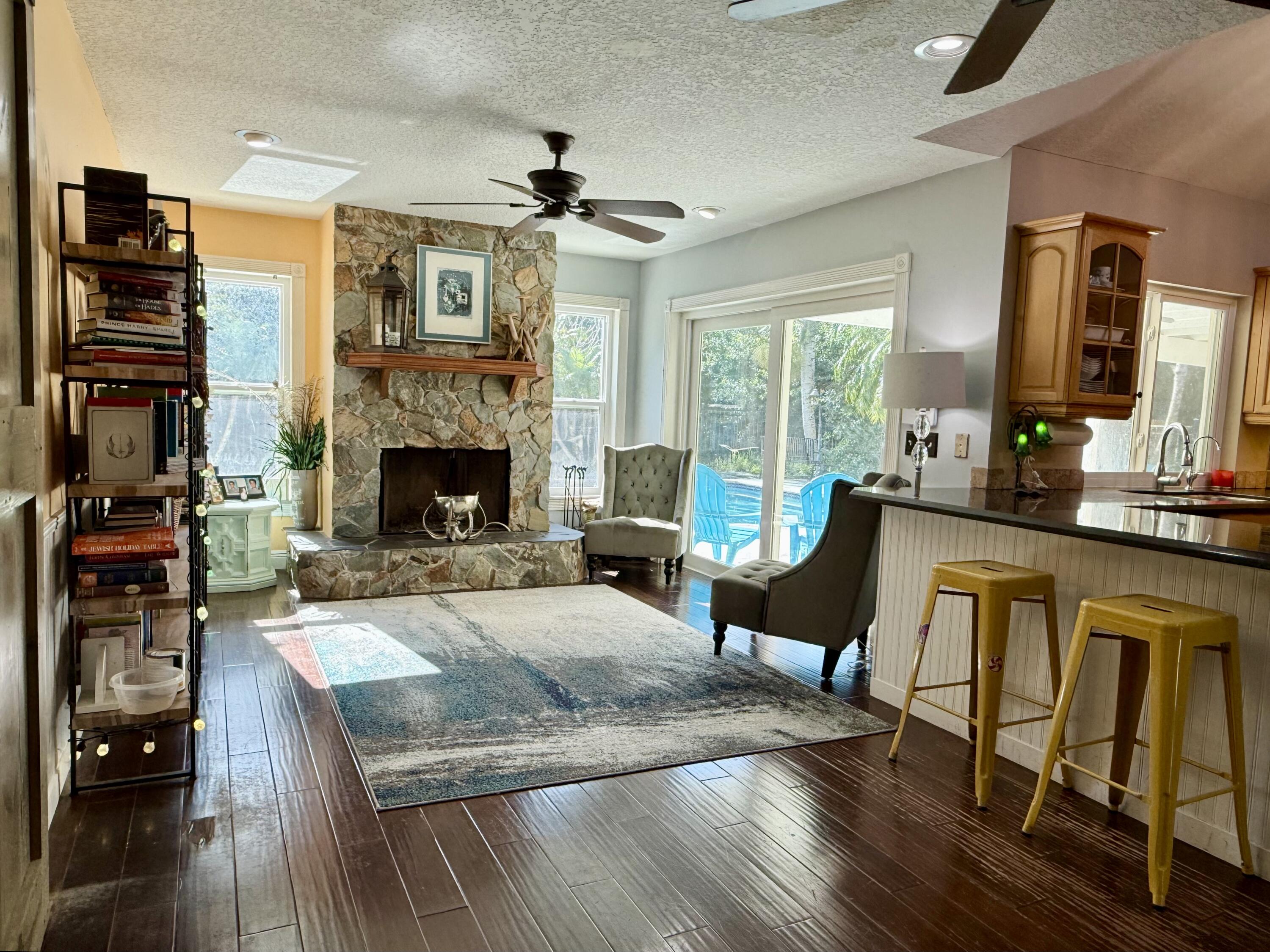 17375 173rd Road North Jupiter, FL 33478 - Photo 14 of 77 FAMILY