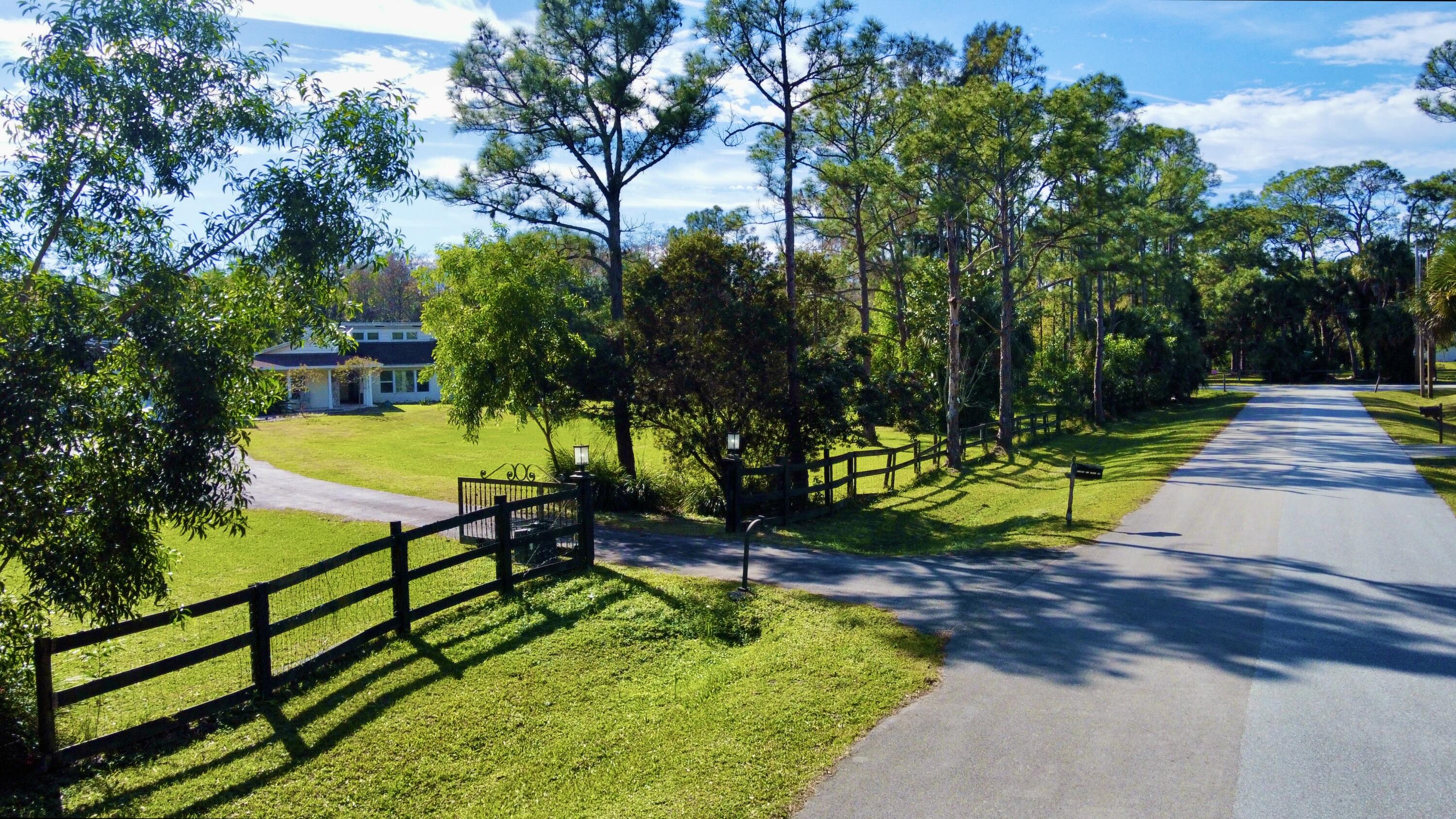 17375 173rd Road North Jupiter, FL 33478 - Photo 3 of 77 ENTRANCE