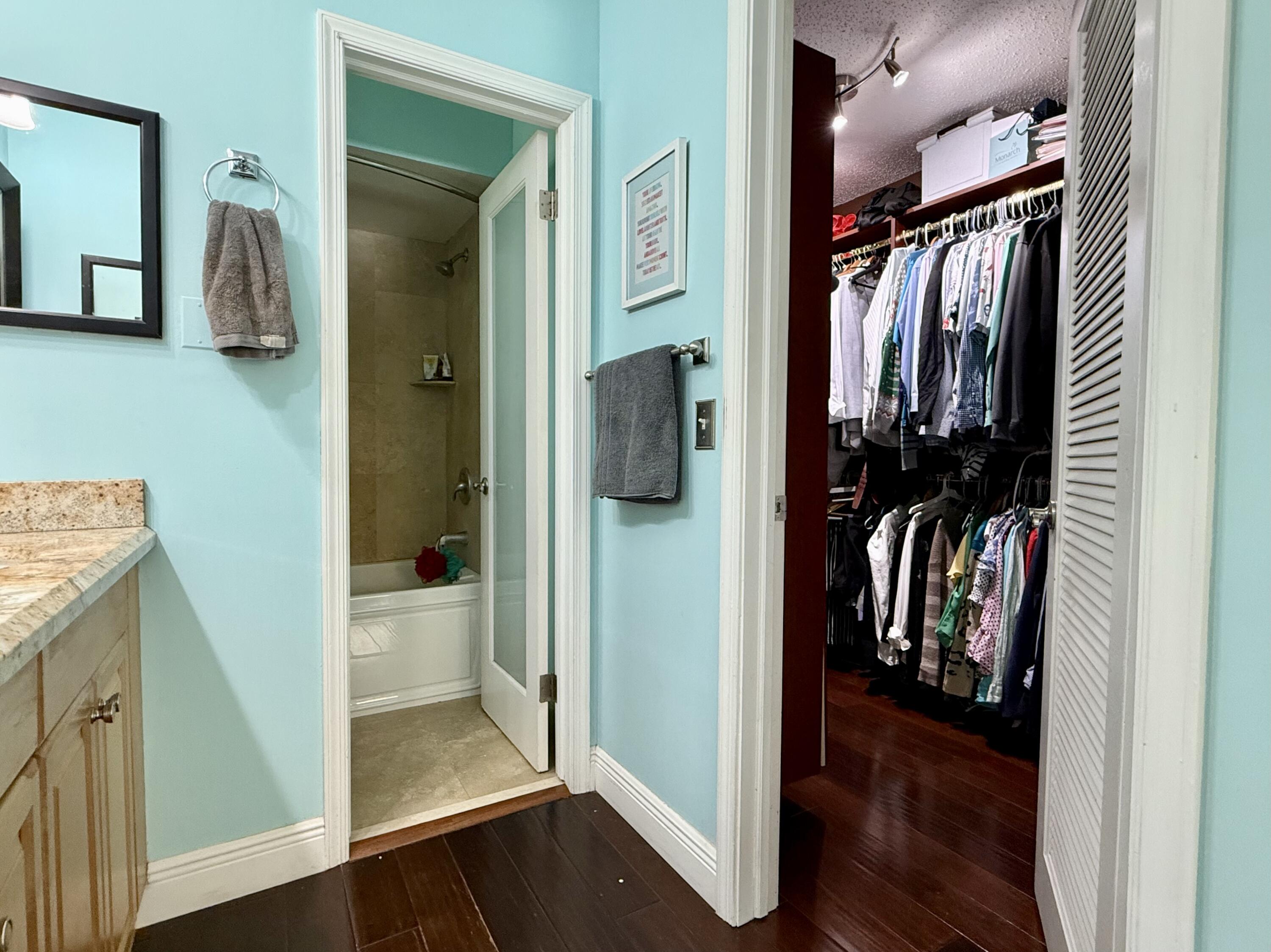 17375 173rd Road North Jupiter, FL 33478 - Photo 40 of 77 BATHRM 1