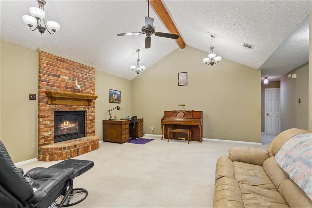 264 Emily Lane Waco, TX 76708 - Photo 6 of 34