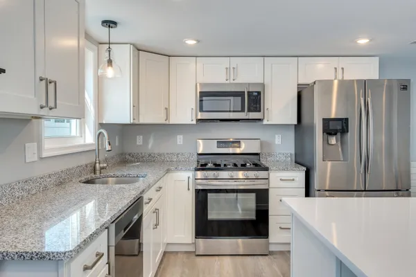 $724,900 | 402 Whildam Avenue, North Cape May, NJ 08204