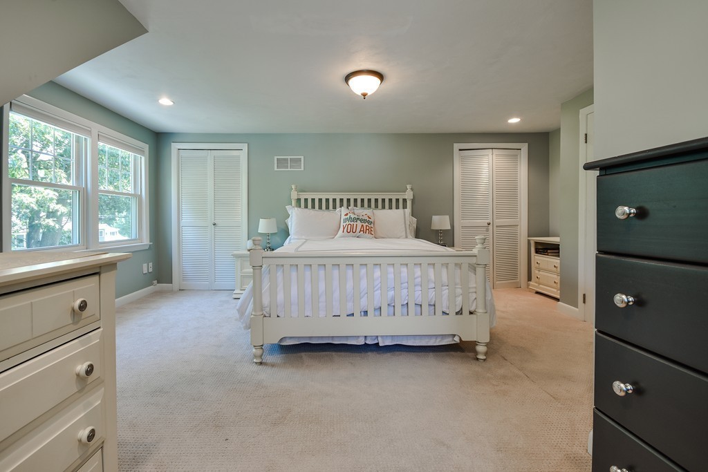 29 Brookline Street Needham, MA 02492 - Photo 16 of 21 Gallery Image 16