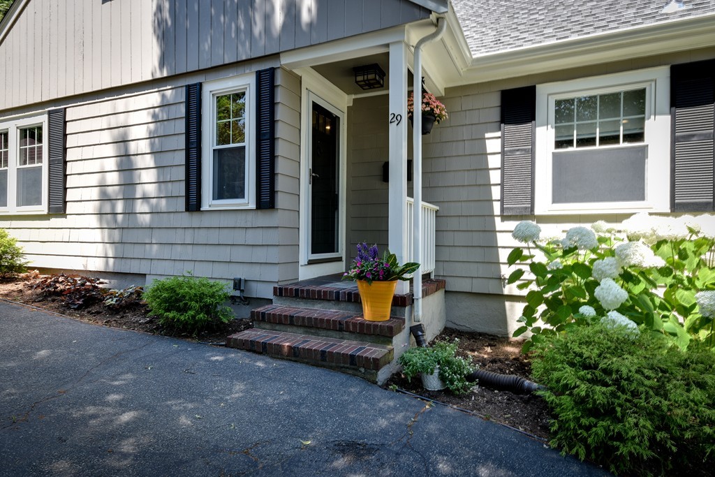 29 Brookline Street Needham, MA 02492 - Photo 3 of 21 Gallery Image 3