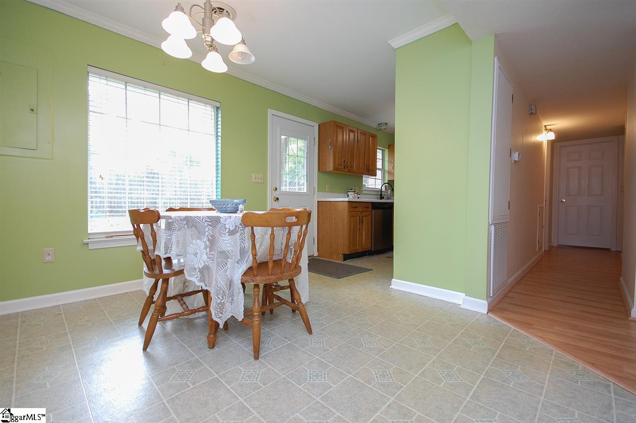 119 Spring Lake Road Piedmont, SC 29673 - Photo 7 of 27 Gallery Image 7