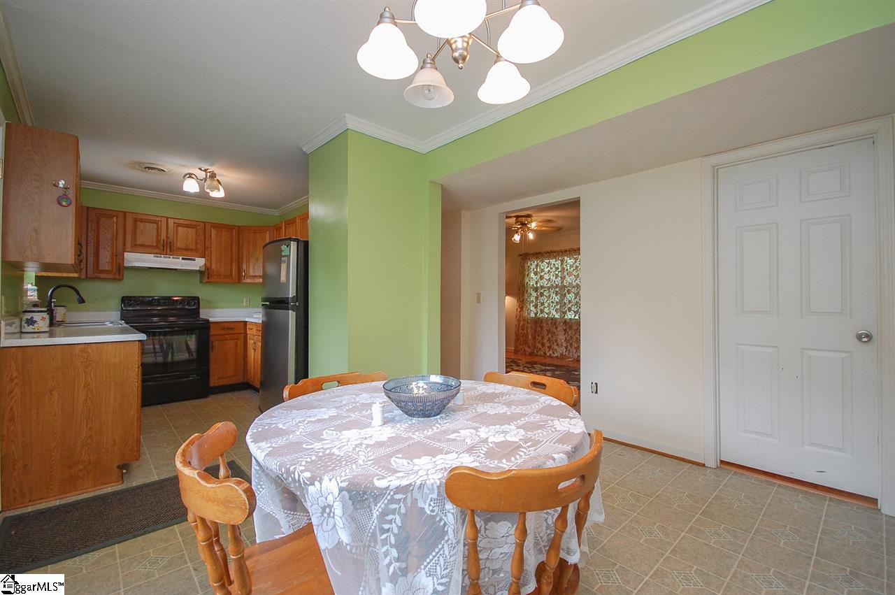 119 Spring Lake Road Piedmont, SC 29673 - Photo 8 of 27 Gallery Image 8