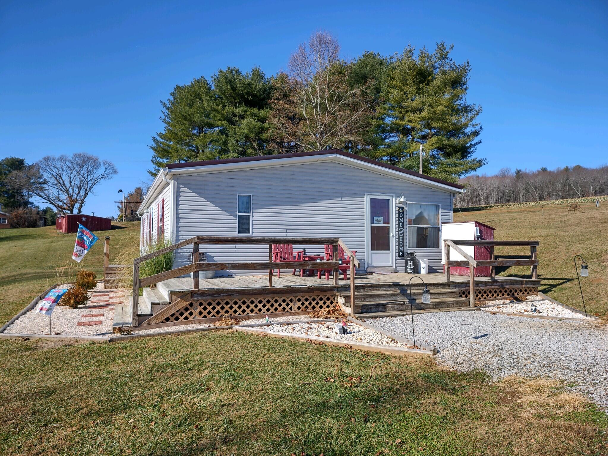 231 Huckleberry Road Northwest Floyd, VA 24091 - Photo 2 of 23 IMG_20211212_114311888_HDR