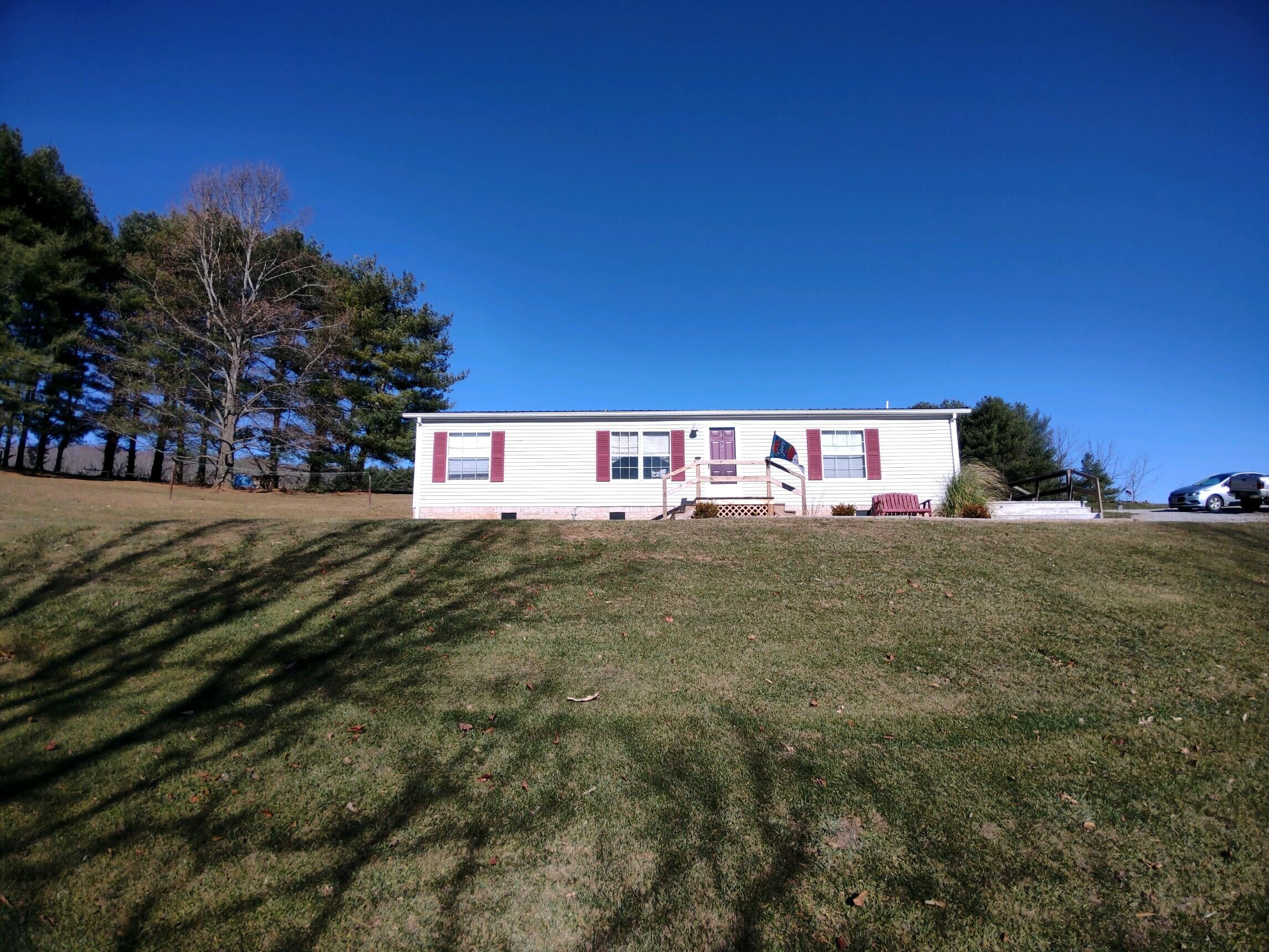 231 Huckleberry Road Northwest Floyd, VA 24091 - Photo 6 of 23 IMG_20211212_114532519_BURST000_COVER
