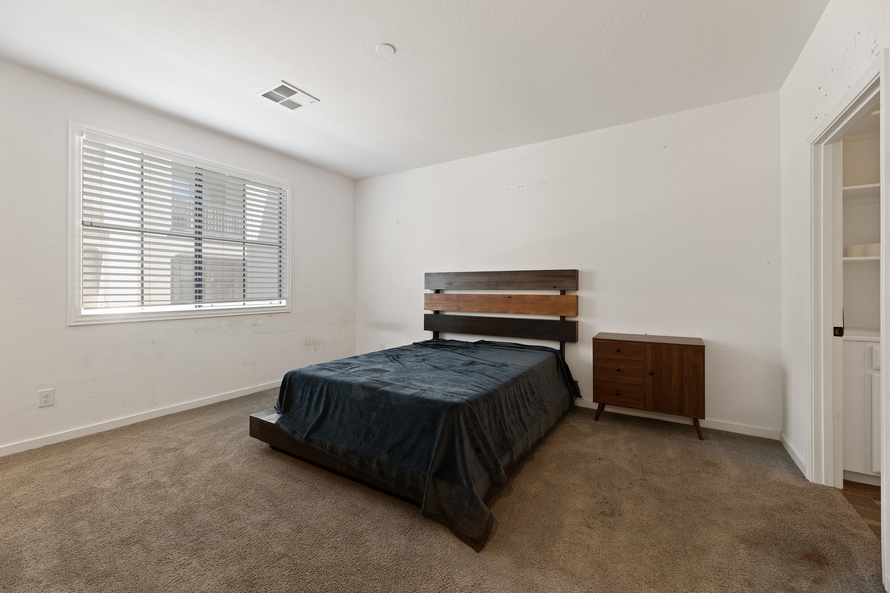 3900 East Baseline Road, Unit 111 Phoenix, AZ 85042 - Photo 18 of 31 Guest bedroom