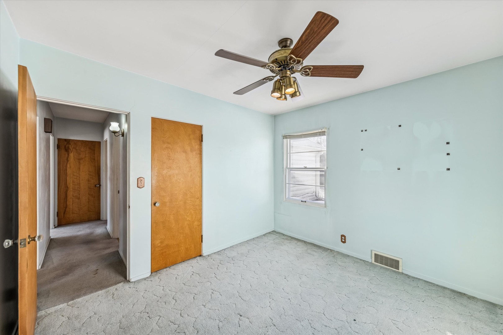 139 South Rosedale Avenue Aurora, IL 60506 - Photo 11 of 19