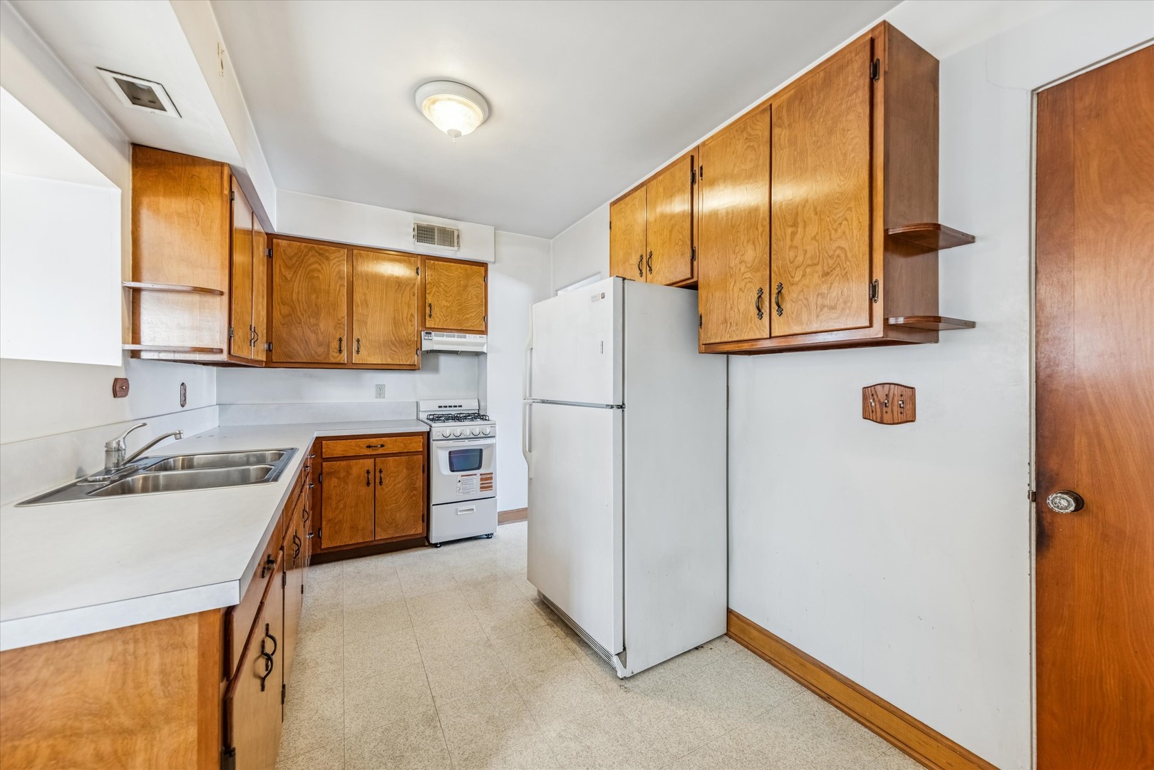 139 South Rosedale Avenue Aurora, IL 60506 - Photo 5 of 19