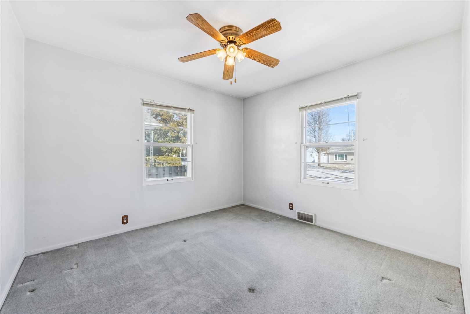 139 South Rosedale Avenue Aurora, IL 60506 - Photo 9 of 19