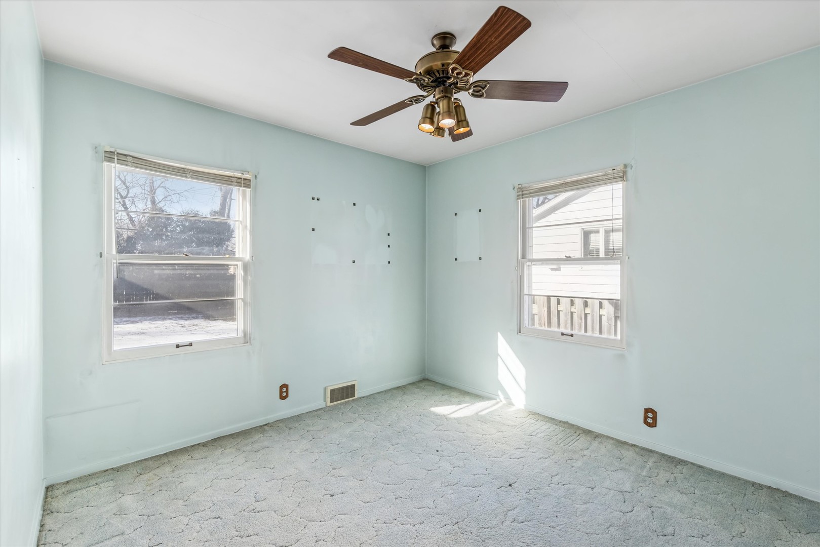 139 South Rosedale Avenue Aurora, IL 60506 - Photo 10 of 19