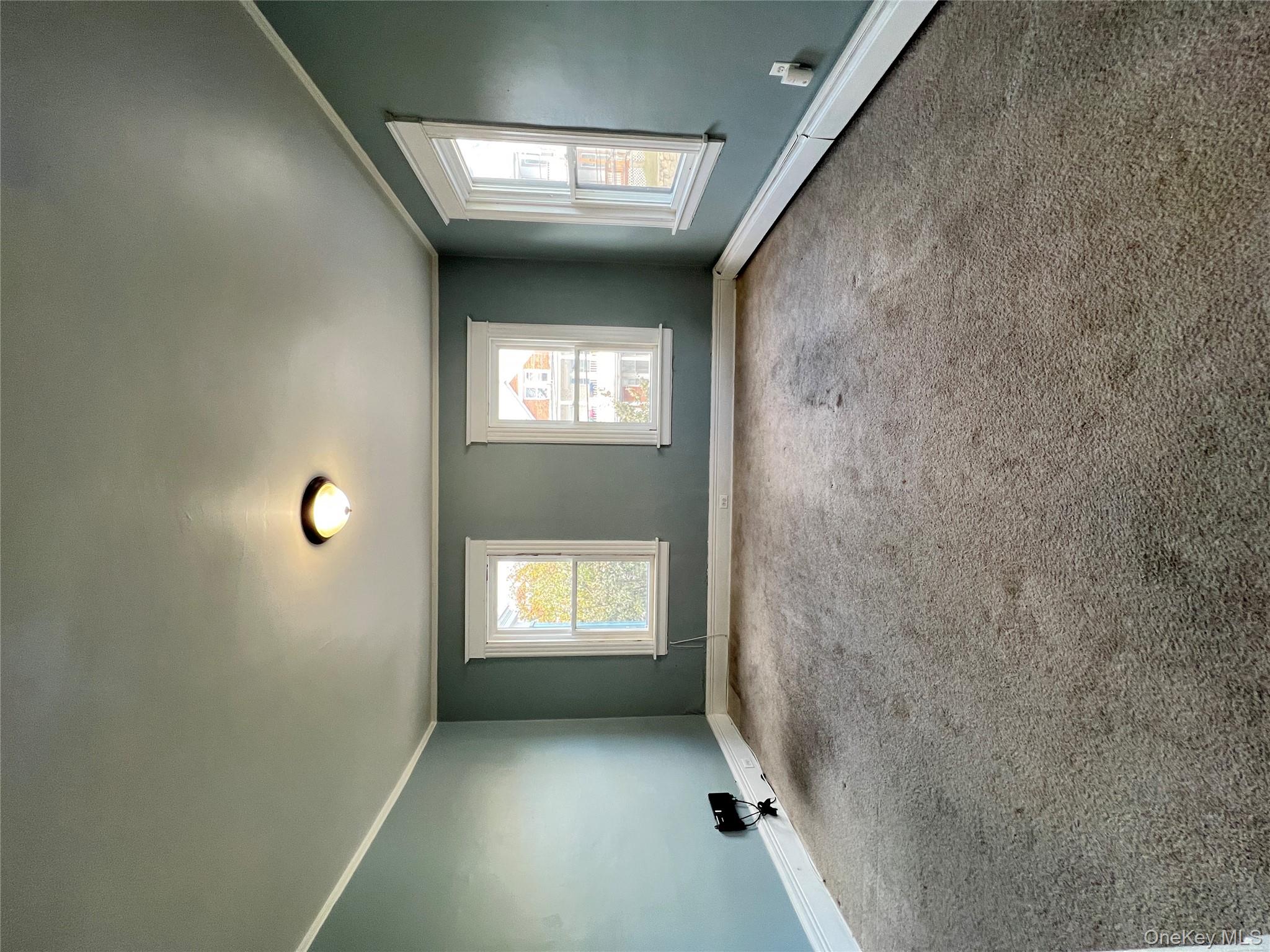 18 Franklin Street, Unit 2 Poughkeepsie, NY 12601 - Photo 9 of 14 Living room