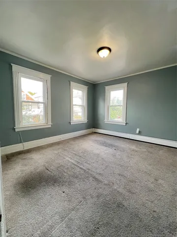 $1,800 | 18 Franklin Street, Unit 2, Poughkeepsie, NY 12601