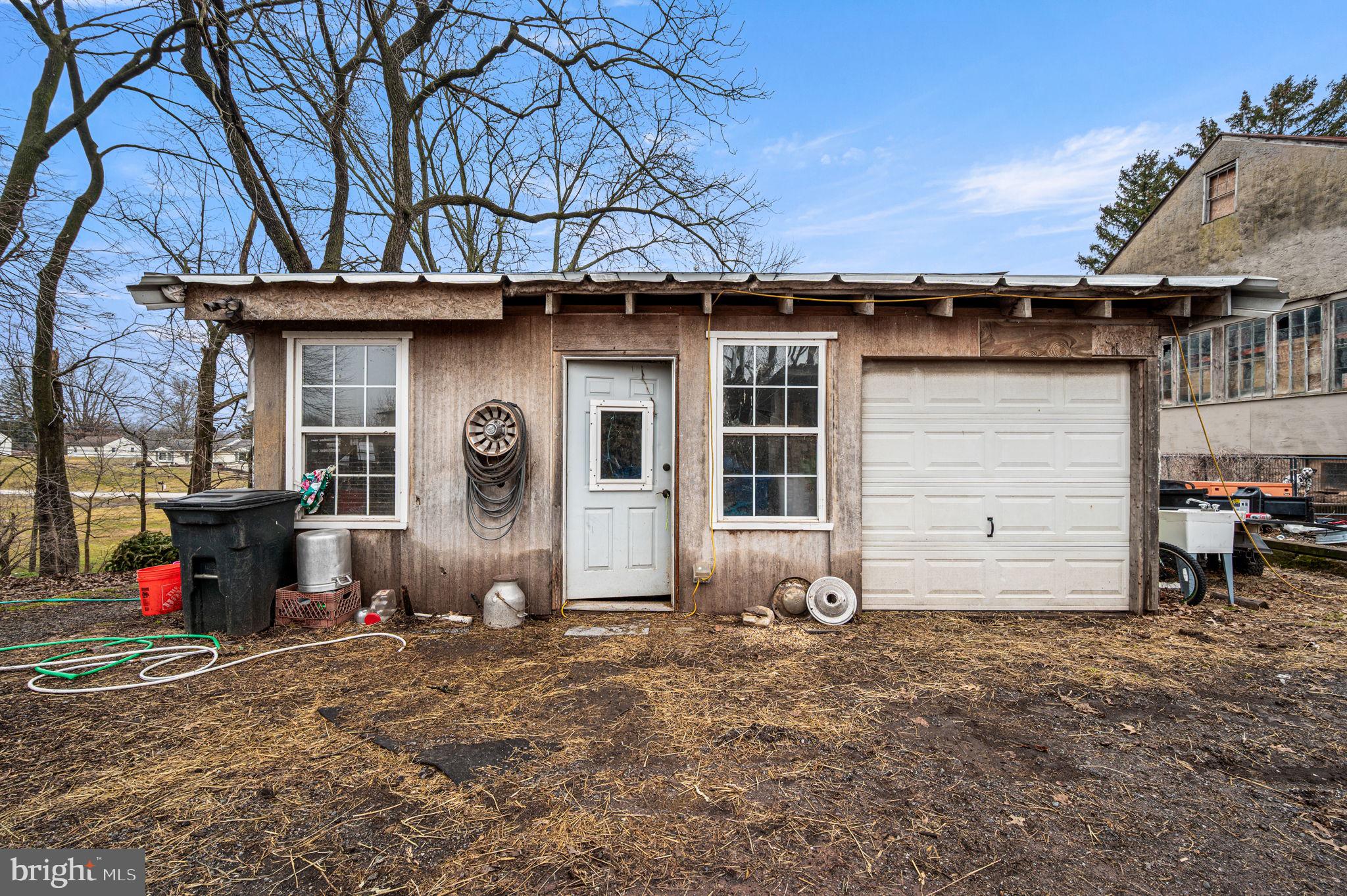 1286 Old Schuylkill Road Spring City, PA 19475 - Photo 5 of 15