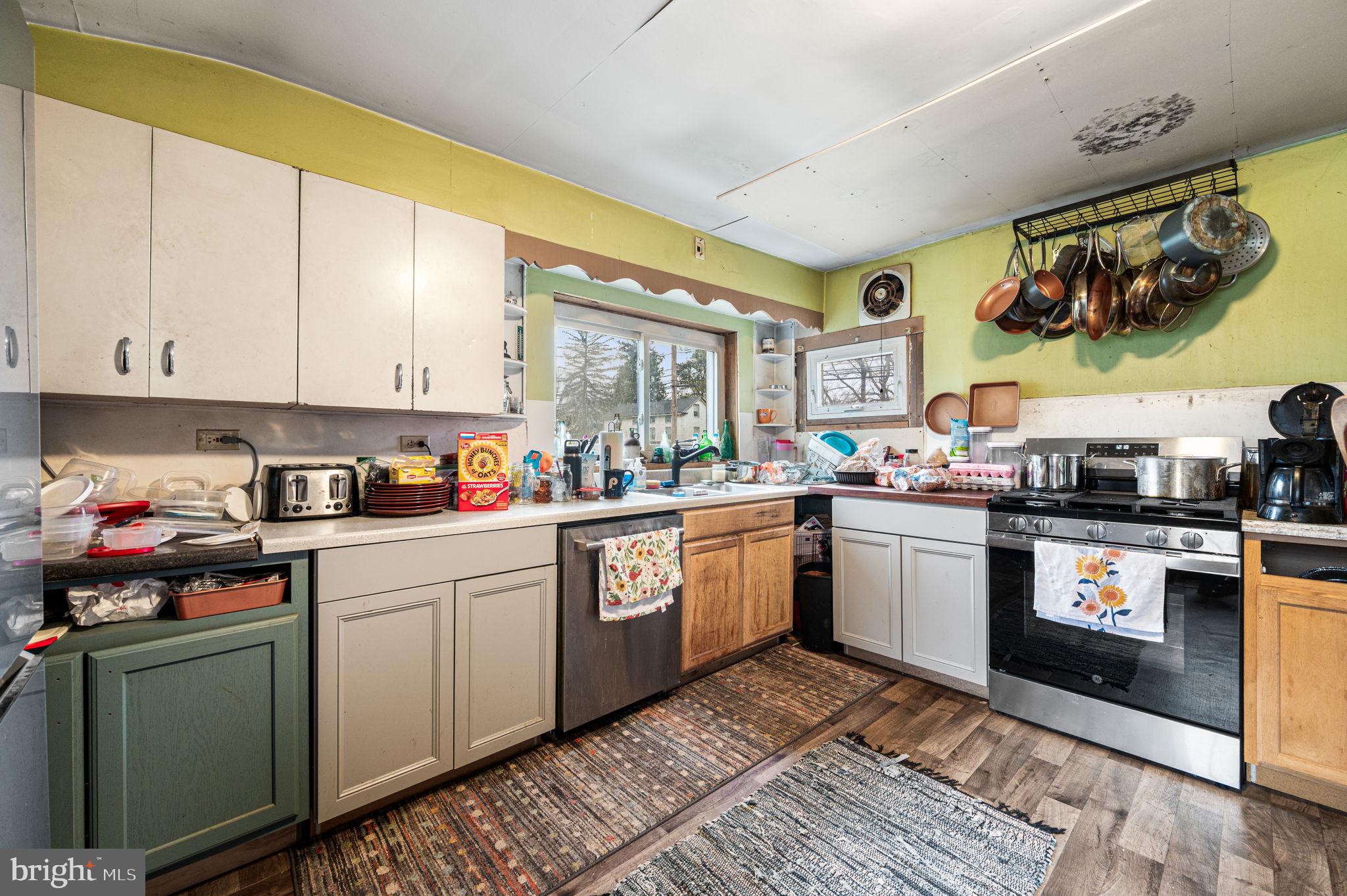 1286 Old Schuylkill Road Spring City, PA 19475 - Photo 10 of 15