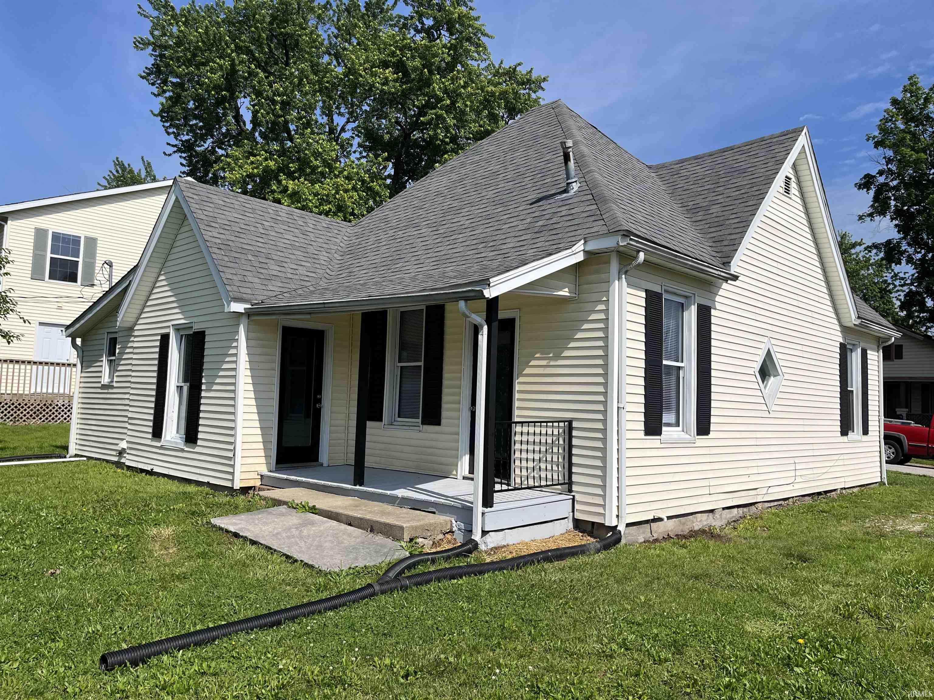 1608 9th Street Bedford, IN 47421 - Photo 34 of 35 Gallery Image 34