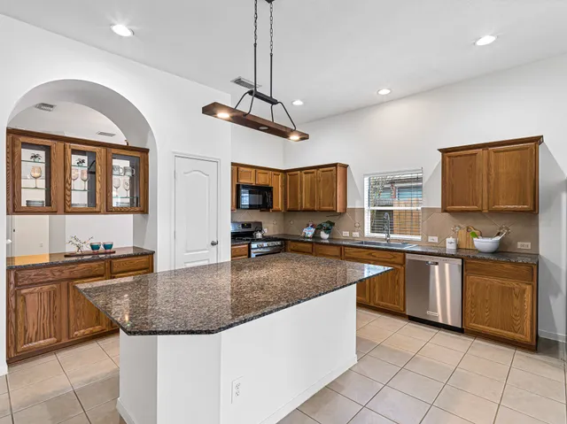 $345,000 | 16122 Saxon Hollow Lane, Houston, TX 77084