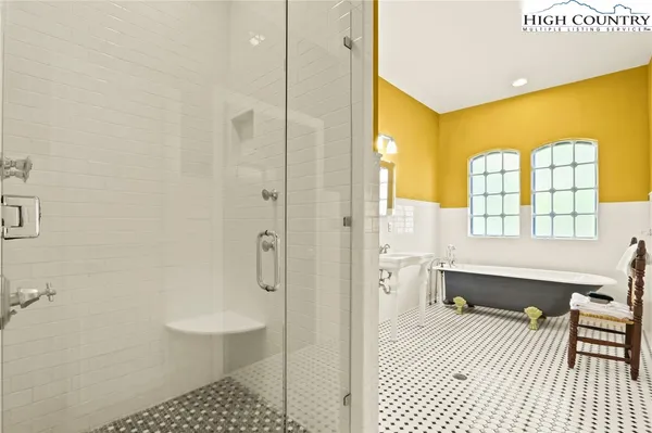 $4,900,000 | 5742 Highway 194, Banner Elk, NC 28604