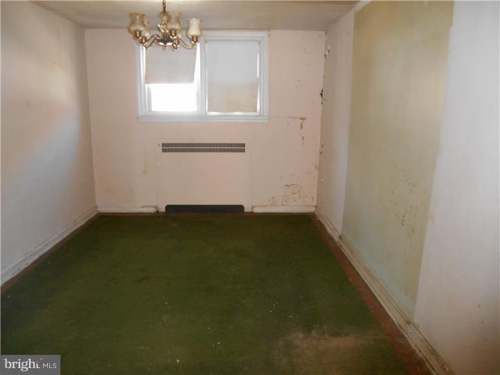 224 Hampden Road Upper Darby, PA 19082 - Photo 3 of 8