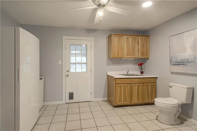 $425,000 | 11850 West 239th Street, Bucyrus, KS 66013