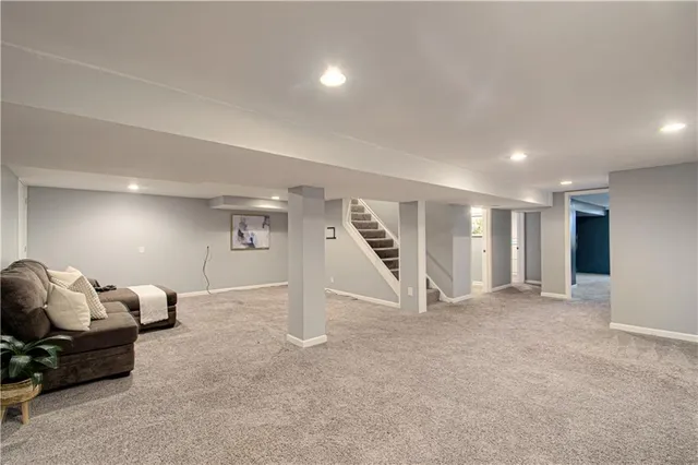 $425,000 | 11850 West 239th Street, Bucyrus, KS 66013